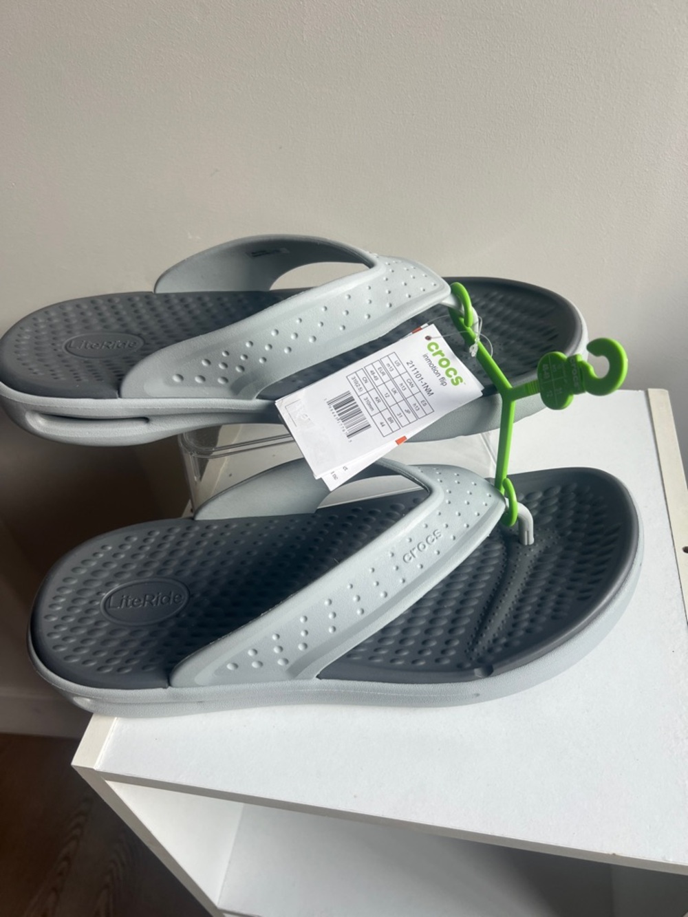 🔥🔥CROCS LiteRide Flip Sandals in Light Gray and Dark Gray